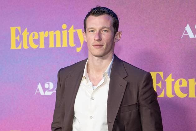 November 8, 2025, Bronx, New York, USA: Callum Turner wearing suit by Louis Vuitton attends Eternity premiere at Regal Union Square in New York, NY on November 8, 2025. Bronx USA - ZUMAr339 20251108_znp_r339_054 Copyright: xLevxRadinx