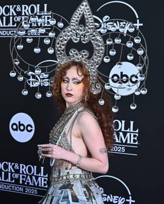 2025 Rock & Roll Hall of Fame Induction Ceremony Chappell Roan arriving to the 2025 Rock & Roll Hall of Fame Induction Ceremony held at the Peacock Theater on November 8, 2025 in Los Angeles, Ca. Los Angeles Peacock Theater California USA Copyright: xStarbuck AFF-USA.COMx