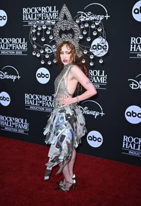 2025 Rock & Roll Hall of Fame Induction Ceremony Chappell Roan arriving to the 2025 Rock & Roll Hall of Fame Induction Ceremony held at the Peacock Theater on November 8, 2025 in Los Angeles, Ca. Los Angeles Peacock Theater California USA Copyright: xStarbuck AFF-USA.COMx