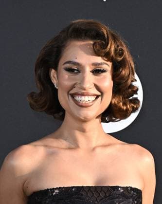 2025 Rock & Roll Hall of Fame Induction Ceremony Raye arriving to the 2025 Rock & Roll Hall of Fame Induction Ceremony held at the Peacock Theater on November 8, 2025 in Los Angeles, Ca. Los Angeles Peacock Theater California USA Copyright: xStarbuck AFF-USA.COMx