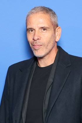 The Global Gift Gala at Four Seasons Hotel George V in Paris Gala Global Gift a l hotel Four Seasons George V a Paris Medi Sadoun 450500 2025 11 08 Paris France  Copyright: xSebastienxFremontx xStarfacex STAR_450500_027
