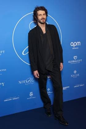 The Global Gift Gala at Four Seasons Hotel George V in Paris Gala Global Gift a l hotel Four Seasons George V a Paris Charles Fard 450500 2025 11 08 Paris France  Copyright: xSebastienxFremontx xStarfacex STAR_450500_045
