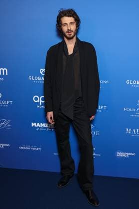 The Global Gift Gala at Four Seasons Hotel George V in Paris Gala Global Gift a l hotel Four Seasons George V a Paris Charles Fard 450500 2025 11 08 Paris France  Copyright: xSebastienxFremontx xStarfacex STAR_450500_046