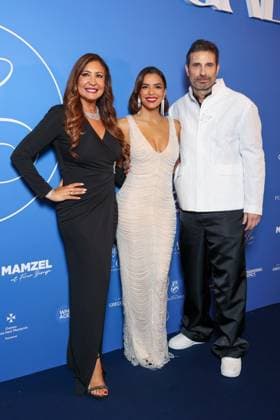 The Global Gift Gala at Four Seasons Hotel George V in Paris Global Gift Gala at Four Seasons Hotel George V in Paris Maria Bravo, Eva Longoria and Richard Orlinski 450500 2025 11 08 Paris France  Copyright: xSebastienxFremontx xStarfacex STAR_450500_134