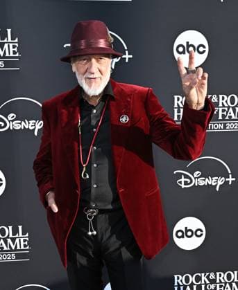 2025 Rock & Roll Hall of Fame Induction Ceremony Mick Fleetwood arriving to the 2025 Rock & Roll Hall of Fame Induction Ceremony held at the Peacock Theater on November 8, 2025 in Los Angeles, Ca. Los Angeles Peacock Theater California USA Copyright: xStarbuck AFF-USA.COMx