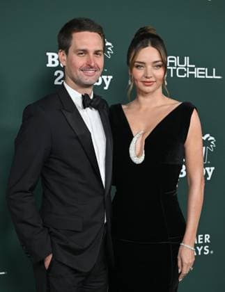 2025 Baby2Baby Gala Evan Spiegel and Miranda Kerr arriving to the 2025 Baby2Baby Gala presented by Paul Mitchell at the Pacific Design Center on November 8, 2025 in West Hollywood, Ca. West Hollywood Pacific Design Center California USA Copyright: xLISAxOConnor xAFF-USA.COMx