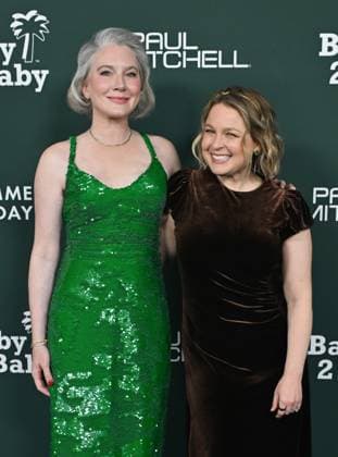 2025 Baby2Baby Gala Clea Shearer and Joanna Teplin arriving to the 2025 Baby2Baby Gala presented by Paul Mitchell at the Pacific Design Center on November 8, 2025 in West Hollywood, Ca. West Hollywood Pacific Design Center California USA Copyright: xLISAxOConnor xAFF-USA.COMx