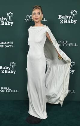 2025 Baby2Baby Gala Elsa Hosk arriving to the 2025 Baby2Baby Gala presented by Paul Mitchell at the Pacific Design Center on November 8, 2025 in West Hollywood, Ca. West Hollywood Pacific Design Center California USA Copyright: xLISAxOConnor xAFF-USA.COMx