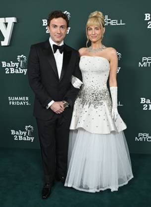 2025 Baby2Baby Gala Daryl Sabara and Meghan Trainor arriving to the 2025 Baby2Baby Gala presented by Paul Mitchell at the Pacific Design Center on November 8, 2025 in West Hollywood, Ca. West Hollywood Pacific Design Center California USA Copyright: xLISAxOConnor xAFF-USA.COMx