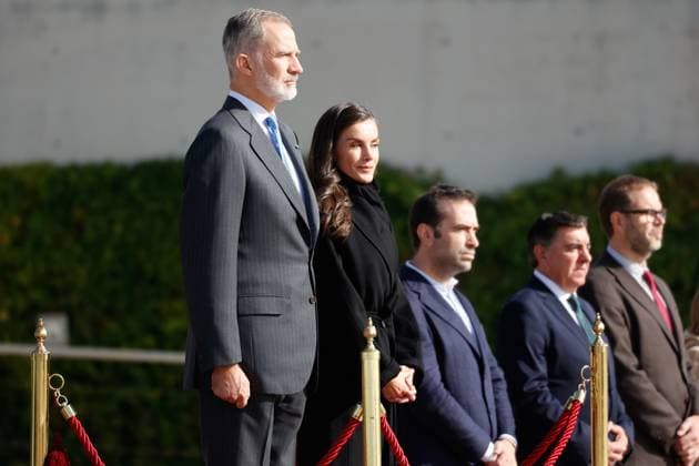King Felipe and Queen Letizia during the farewell ceremony at the State Pavilion of Terminal T 4, Adolfo Suárez Madrid Barajas Airport, on November 9, 2025, in Madrid Spain KING FELIPE VI QUEEN LETIZIA ROYAL HOUSE TRAVEL Antonio Gutié Madrid Madrid Madrid Spain  Copyright: xAntonioxGutiÃ rrezx 7088548