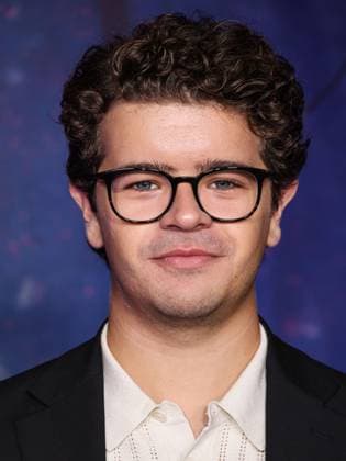 Netflix FYSEE: The Fall Edit - Stranger Things Season 5 FYC Event American actor and singer Gaten Matarazzo arrives at the Netflix FYSEE: The Fall Edit - Stranger Things Season 5 FYC (For Your Consideration) Event held at the Netflix Tudum Theater in Hollywood, Los Angeles, California, United States. Netflix Tudum Theater, Hollywood, Los Angeles, California, USA California United States  Copyright: xImagexPressxAgencyx originalFilename: collin-netflixf251109_npLEO.jpg