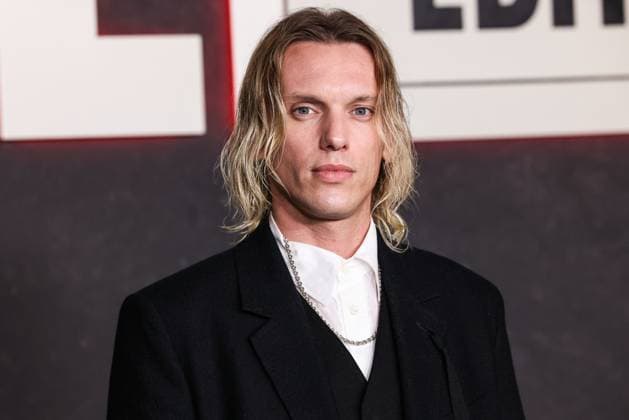 Netflix FYSEE: The Fall Edit - Stranger Things Season 5 FYC Event English actor and singer Jamie Campbell Bower arrives at the Netflix FYSEE: The Fall Edit - Stranger Things Season 5 FYC (For Your Consideration) Event held at the Netflix Tudum Theater in Hollywood, Los Angeles, California, United States. Netflix Tudum Theater, Hollywood, Los Angeles, California, USA California United States  Copyright: xImagexPressxAgencyx originalFilename: collin-netflixf251109_nprvt.jpg