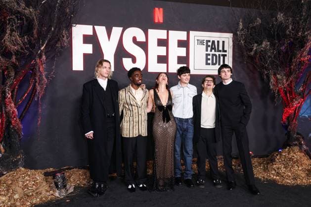 Netflix FYSEE: The Fall Edit - Stranger Things Season 5 FYC Event English actor and singer Jamie Campbell Bower, American actor, singer, and dancer Caleb McLaughlin, British actress and producer Millie Bobby Brown, Canadian-American actor and entrepreneur Noah Schnapp, American actor and singer Gaten Matarazzo and Canadian actor, musician, director, and recording artist Finn Wolfhard arrive at the Netflix FYSEE: The Fall Edit - Stranger Things Season 5 FYC (For Your Consideration) Event held at the Netflix Tudum Theater in Hollywood, Los Angeles, California, United States. Netflix Tudum Theater, Hollywood, Los Angeles, California, USA California United States Copyright: xImagexPressxAgencyx originalFilename: collin-netflixf251109_npqc5.jpg