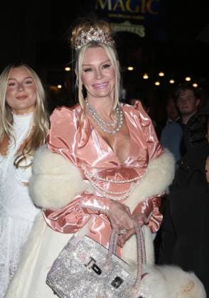 Opening night of Broadway™s ˜The Queen Of Versailles™ at the St James Theatre Featuring: Jackie Siegel Where: New York City, New York, United States When: 09 Nov 2025 Credit: Adam Nemser INSTARimages EDITORIAL USE ONLY. NOT FOR USE BY NEWSPAPERS BASED IN THE UK. Copyright: xADAMxNEMSERx instar55256654