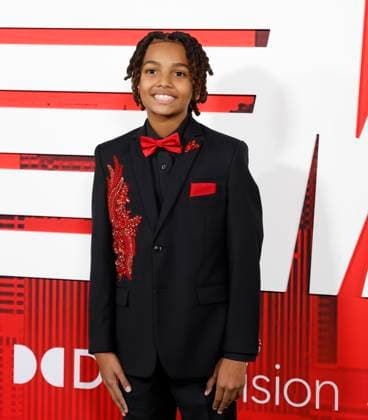 Angelo Giorgio Gray arrives on the red carpet at Paramount s The Running Man New York Premiere at AMC Lincoln Square Theater on Sunday, November 9, 2025 in New York City.  NYP20251109144 JOHNxANGELILLO