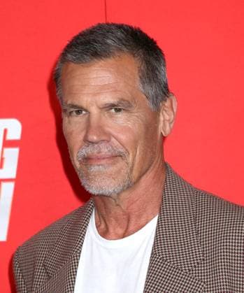 Paramount s The Running Man New York Premiere Josh Brolin attending Paramount s The Running Man New York Premiere held at the AMC Lincoln Square on November 9, 2025 in New York City, NY New York City AMC Lincoln Square NY USA Copyright: xStevenxBergman AFF-USA.COMx