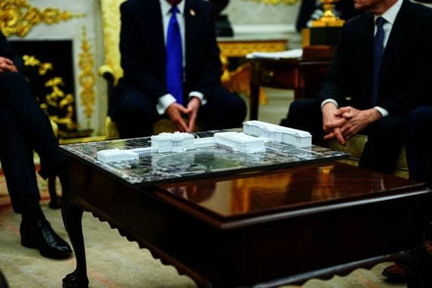 Trump Meets Rutte of NATO in the Oval Office Model of the White House with the new ballroom on the table as United States President Donald J Trump meets Mark Rutte, Secretary General of the North Atlantic Treaty Organization (NATO) in the Oval Office of the White House in Washington, DC, USA, on Wednesday, October 22, 2025. The leaders are meeting to discuss continuing support for Ukraine. Credit: Aaron Schwartz Pool via CNP AdMedia Washington District of Columbia United States of America EDITORIAL USE ONLY  Copyright: xx DSC03014 CNP AdMediax admphotostwo948719