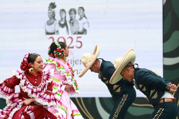 Mexican President Claudia Sheinbaum presents the FIFA 2026 World Cup in Mexico City MEXICO CITY, MEXICO - NOVEMBER 10: Mexican dancers perform during the presentation of the FIFA 2026 World Cup, at Los Pinos cultural complex, in Mexico City, Mexico on November 10, 2025. Daniel Cardenas Anadolu Mexico City Mexico. Editorial use only. Please get in touch for any other usage.  Copyright: x2025xAnadoluxDanielxCardenasx