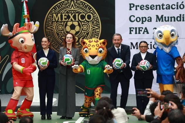 Mexican President Claudia Sheinbaum presents the FIFA 2026 World Cup in Mexico City MEXICO CITY, MEXICO - NOVEMBER 10: (L-R) Mexican President Claudia Sheinbaum, Government representative for the 2026 World Cup Gabriela Cuevas, Chief Tournament Officer for the FIFA World Cup 2026 in Mexico Jurgen Mainka and Secretary of the Interior, Rosa Icela Rodriguez, attend the presentation of the FIFA 2026 World Cup, at Los Pinos cultural complex, in Mexico City, Mexico on November 10, 2025. Daniel Cardenas Anadolu Mexico City Mexico. Editorial use only. Please get in touch for any other usage.  Copyright: x2025xAnadoluxDanielxCardenasx