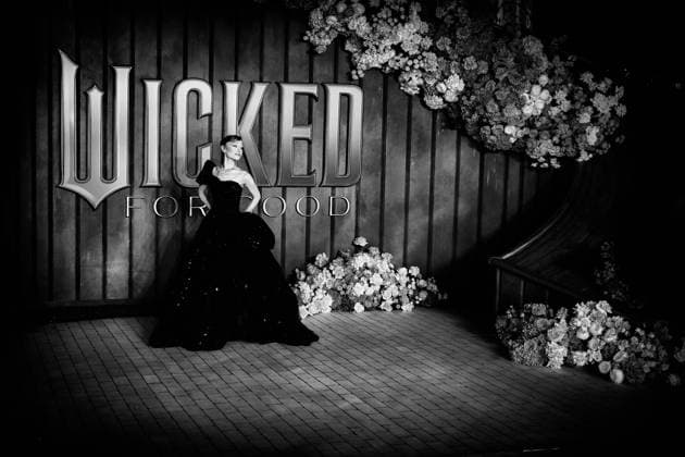 European Premiere of WICKED FOR GOOD on Monday 10 November 2025 Ariana Grande seen at the European Premiere of WICKED FOR GOOD on Monday 10 November 2025 at Cineworld Leicester Square, London. Editors Note: Image converted to monochrome., Credit:Julie Edwards Avalon  Copyright: xJuliexEdwardsx xAvalonx 1051704791
