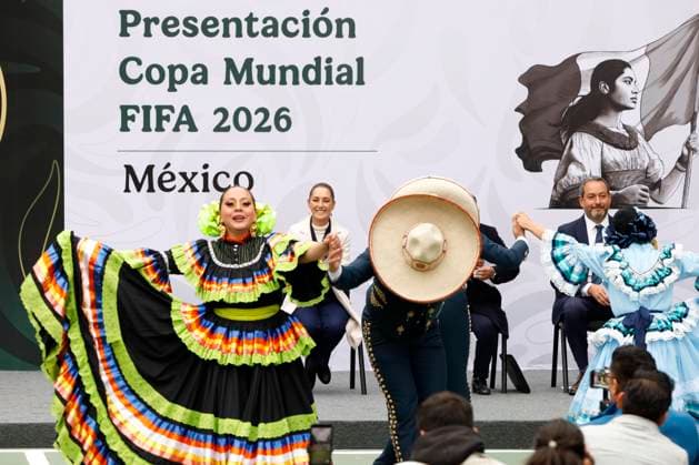 MexicoÃ¢â‚¬â ¢s President Claudia Sheinbaum Pardo looks on during the press conference for the announcement of the 2026 FIFA World Cup at the Los Pinos Cultural Complex. on November 10, 2025, in Mexico City, Mexico. Mexico City Mexico - ZUMAe321 20251110_zia_e321_012 Copyright: xLuisxBarronx