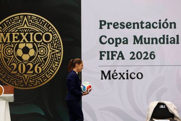 MexicoÃ¢â‚¬â ¢s President Claudia Sheinbaum Pardo speaks during the press conference for the announcement of the 2026 FIFA World Cup at the Los Pinos Cultural Complex. on November 10, 2025, in Mexico City, Mexico. Mexico City Mexico - ZUMAe321 20251110_zia_e321_025 Copyright: xLuisxBarronx