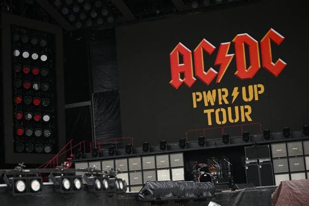 ACDC CONCERT STAGING, A general view of staging ahead of a concert by Australian rock band AC DC at the MCG, in Melbourne, Tuesday, November 11, 2025. ( NO ARCHIVING MELBOURNE VICTORIA AUSTRALIA  Copyright: xJOELxCARRETTx 20251111134797371070