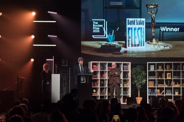 Booker Prize 2025 Award Ceremony in London LONDON, UNITED KINGDOM - NOVEMBER 10: The winner of the Booker Prize 2025 Hungarian-British author David Szalay makes a speech during the award ceremony at Old Billingsgate in London, United Kingdom on November 10, 2025. Wiktor Szymanowicz Anadolu London United Kingdom. Editorial use only. Please get in touch for any other usage.  Copyright: x2025xAnadoluxWiktorxSzymanowiczx