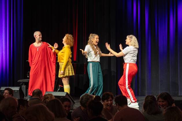 Sisters of Comedy Nachgelacht at Haus der Springmaus in Bonn 10 11 2025 Improcomedy Ensemble Mice Girls Lukas Frings, Mia Geese, Stefany Dreyer and Christina Stephan Sisters of Come Copyright: xBonn.digitalx xMarcxJohnx