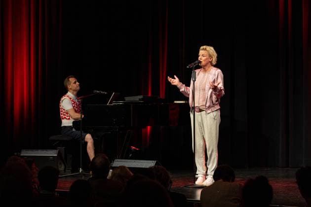 Sisters of Comedy Nachgelacht at Haus der Springmaus in Bonn 10 11 2025 Comedian and presenter Mirja Boes Sisters of Comedy Nachgelacht, benefit show at Haus der Springmaus in Bonn Endenich on 10 November 2025 Presented by Mirja Boes The Copyright: xBonn.digitalx xMarcxJohnx