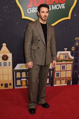 Celebrity arrivals for the premiere of A Very Jonas Christmas Movie at New York City Center Featuring: Kevin Jonas Where: New York City, New York, United States When: 10 Nov 2025 Credit: mpi099 MediaPunch INSTARimages EDITORIAL USE ONLY. NOT FOR USE BY NEWSPAPERS BASED IN THE UK. Copyright: xx instar55259229