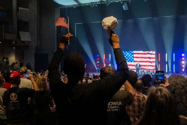 November 10, 2025, Berkeley, Ca, USA: Attendees cheer for comedian and actor Rob Schneider and Frank Turek as they speak during the Turning Point USA tour at the UC Berkeley on Monday, Nov. 10, 2025, in Berkeley. The group was founded by late conservative activist Charlie Kirk. Berkeley USA - ZUMAj89_ 20251110_zaf_j89_011 Copyright: xPaulxKitagakixJr.x
