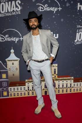 November 10, 2025, New York, United States: Odiseas Georgiadis attends Disney+ s A Very Jonas Christmas Movie New York Premiere at New York City Center. New York United States - ZUMAs197 20251110_aaa_s197_376 Copyright: xRonxAdarx