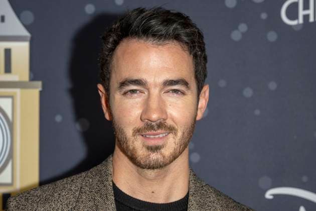 November 10, 2025, New York, United States: Kevin Jonas attends Disney+ s A Very Jonas Christmas Movie New York Premiere at New York City Center. New York United States - ZUMAs197 20251110_aaa_s197_425 Copyright: xRonxAdarx