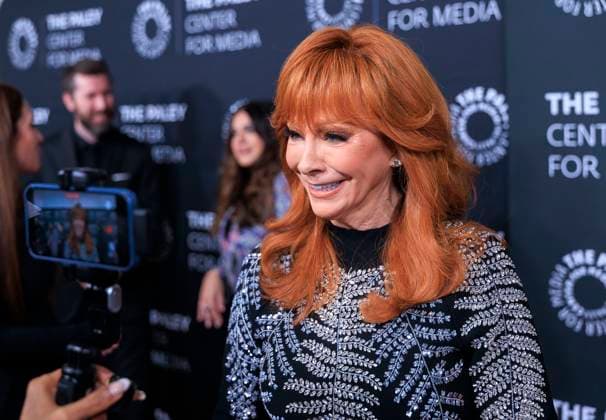 November 10, 2025, Beverly Hills, California, USA: Reba McEntire on the red carpet of the 2025 Paley Honors Fall Gala held on Monday November 10, 2025 at the Hilton Hotel in Beverly Hills, California. JAVIER ROJAS PI Beverly Hills USA - ZUMAp124 20251110_zaa_p124_034 Copyright: xJavierxRojasx