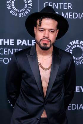 November 10, 2025, Beverly Hills, California, USA: Esteban Carmona on the red carpet of the 2025 Paley Honors Fall Gala held on Monday November 10, 2025 at the Hilton Hotel in Beverly Hills, California. JAVIER ROJAS PI Beverly Hills USA - ZUMAp124 20251110_zaa_p124_112 Copyright: xJavierxRojasx
