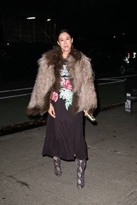 Celebrities arrive for CVFF Vogue Dinner Featuring: Eva Chen Where: New York City, New York, United States When: 10 Nov 2025 Credit: Elder Ordonez INSTARimages EDITORIAL USE ONLY. NOT FOR USE BY NEWSPAPERS BASED IN THE UK. Copyright: xx instar55259101