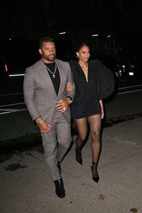 Celebrities arrive for CVFF Vogue Dinner Featuring: Ciara Where: New York City, New York, United States When: 10 Nov 2025 Credit: Elder Ordonez INSTARimages EDITORIAL USE ONLY. NOT FOR USE BY NEWSPAPERS BASED IN THE UK. Copyright: xx instar55259109