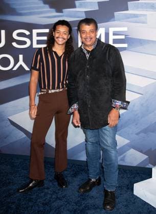 Now You See Me Now You Don t World Premiere Featuring: Travis Tyson, Neil DeGrasse Tyso Where: New York, New York, United States When: 10 Nov 2025 Credit: Janet Mayer INSTARimages.com EDITORIAL USE ONLY. NOT FOR USE BY NEWSPAPERS BASED IN THE UK. Copyright: xx instar55259139