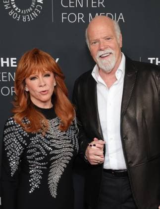 10 November 2025 - Beverly Hills, California - Reba McEntire, Rex Linn. The 2025 Annual Paley Honors Fall Gala held at The Beverly Hilton. Beverly Hills USA - ZUMAa123 20251110_zaa_a123_001 Copyright: xADx
