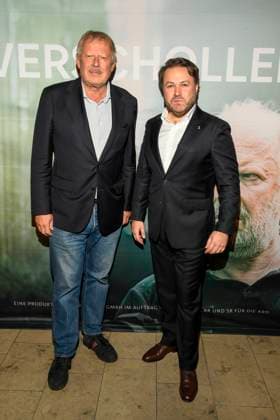 abb Verschollen Axel Milberg actor with Daniel Harrich director and author at the preview of the new investigative ARD feature film VERSCHOLLEN by author director Daniel Harrich at ARD Hauptstadtstudio on 10 11 2025 in Berlin Berlin Germany