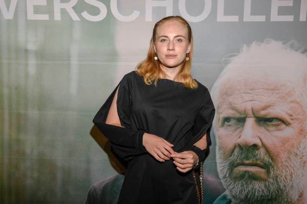 abb Verschollen Elisa Schlott actress at the preview of the new investigative ARD feature film VERSCHOLLEN by writer director Daniel Harrich at ARD Hauptstadtstudio on 10 11 2025 in Berlin Berlin Germany