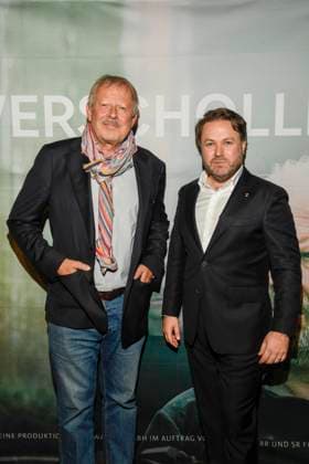 abb Verschollen Axel Milberg actor with Daniel Harrich director and author at the preview of the new investigative ARD feature film VERSCHOLLEN by author director Daniel Harrich at ARD Hauptstadtstudio on 10 11 2025 in Berlin Berlin Germany