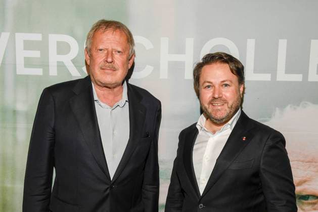 abb Verschollen Axel Milberg actor with Daniel Harrich director and author at the preview of the new investigative ARD feature film VERSCHOLLEN by author director Daniel Harrich at ARD Hauptstadtstudio on 10 11 2025 in Berlin Berlin Germany