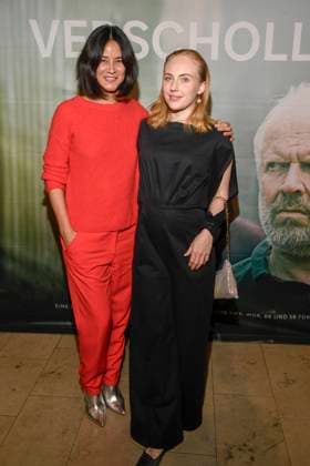 abb Verschollen Luka Omoto and Elisa Schlott actresses at the preview of the new investigative ARD feature film VERSCHOLLEN by writer director Daniel Harrich at ARD Hauptstadtstudio on 10 11 2025 in Berlin Berlin Germany