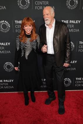 10 November 2025 - Beverly Hills, California - Reba McEntire, Rex Linn. The 2025 Annual Paley Honors Fall Gala held at The Beverly Hilton. Beverly Hills USA - ZUMAa123 20251110_zaa_a123_042 Copyright: xADx