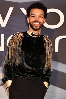 World premiere of Now You See Me Now You Don t arrivals at The Lighthouse Featuring: Justice Smith Where: New York, New York, United States When: 10 Nov 2025 Credit: Dave Allocca Starpix INSTARimages EDITORIAL USE ONLY. NOT FOR USE BY NEWSPAPERS BASED IN THE UK. Copyright: xDavexAlloccax xStarpixx instar55259993
