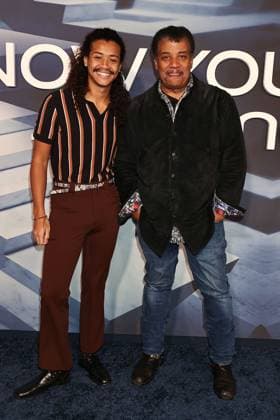 World premiere of Now You See Me Now You Don t arrivals at The Lighthouse Featuring: Neil deGrasse with Son Where: New York, New York, United States When: 10 Nov 2025 Credit: Dave Allocca Starpix INSTARimages EDITORIAL USE ONLY. NOT FOR USE BY NEWSPAPERS BASED IN THE UK. Copyright: xDavexAlloccax xStarpixx instar55260005