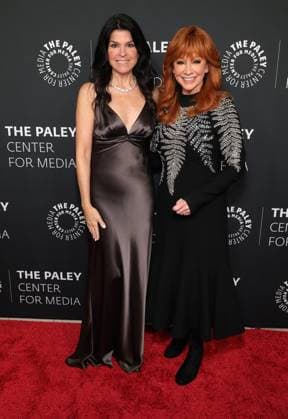 10 November 2025 - Beverly Hills, California - Maureen J. Reidy, Reba McEntire. The 2025 Annual Paley Honors Fall Gala held at The Beverly Hilton. Beverly Hills USA - ZUMAa123 20251110_zaa_a123_114 Copyright: xADx