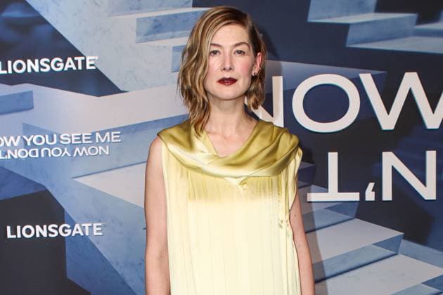 New York Premiere Of Lionsgate s Now You See Me: Now You Don t English actress and producer Rosamund Pike arrives at the New York Premiere Of Lionsgate s Now You See Me: Now You Don t held at The Lighthouse at Chelsea Piers in Manhattan, New York City, New York, United States. The Lighthouse at Chelsea Piers, Manhattan, New York City, New York, USA New York United States  Copyright: xImagexPressxAgencyx originalFilename: collin-newyorkp251111_npqcQ.jpg